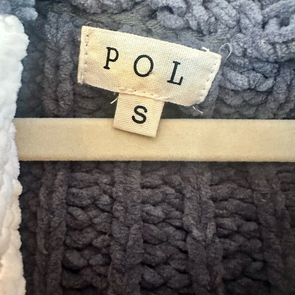 POL Chunky Knit Hooded Cozy Sweater with Pocket. Size Small. - Picture 3 of 4